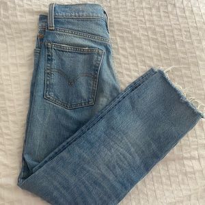 Levi’s blue straight leg denim jeans size: 24